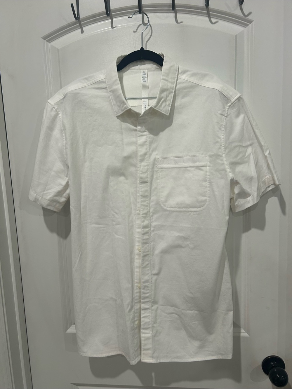 lululemon athletica Men's Short-Sleeve White Button-Down Shirt